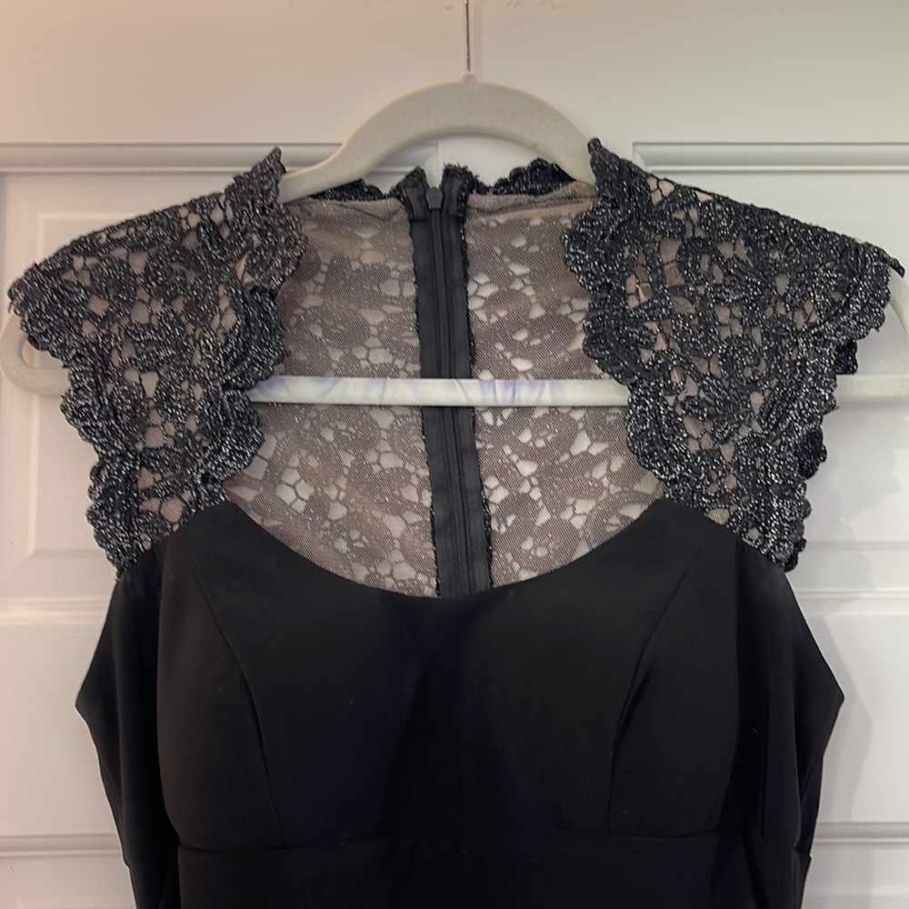 Cache black gown, size 4 - Picture 5 of 8